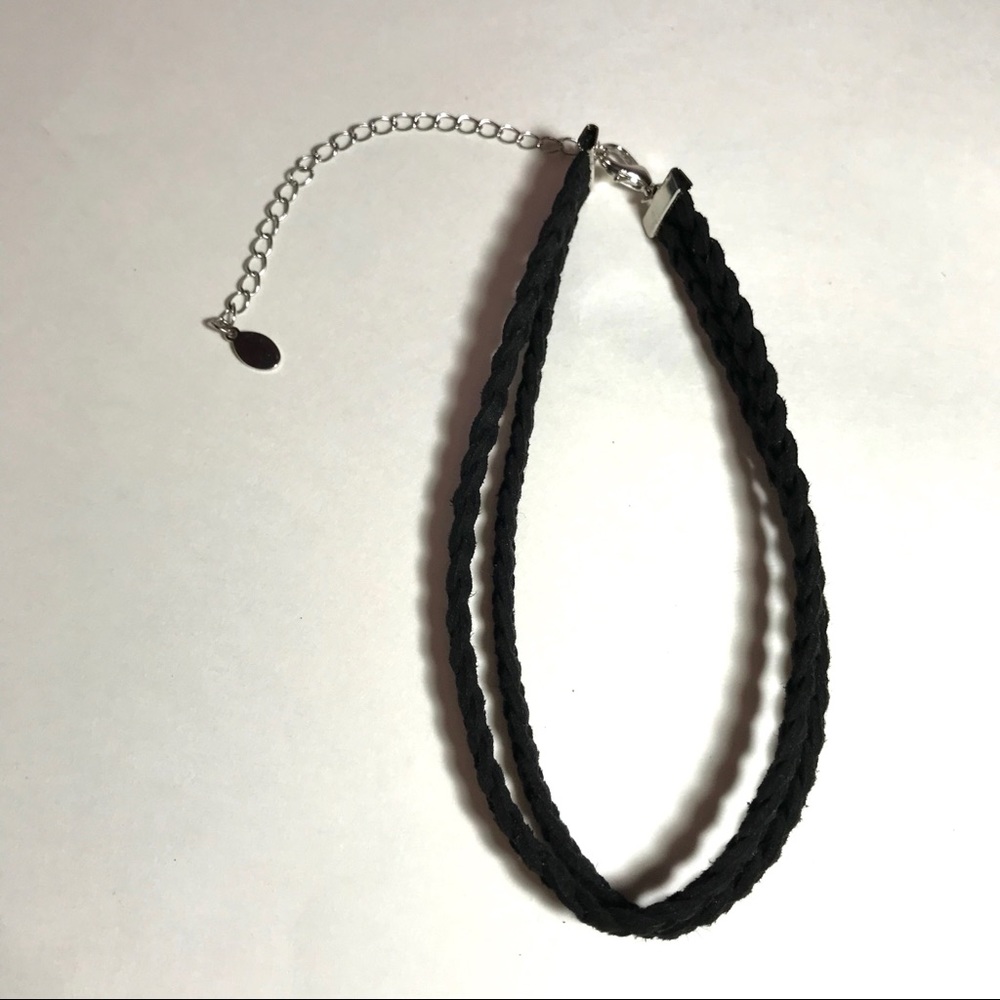 Black choker